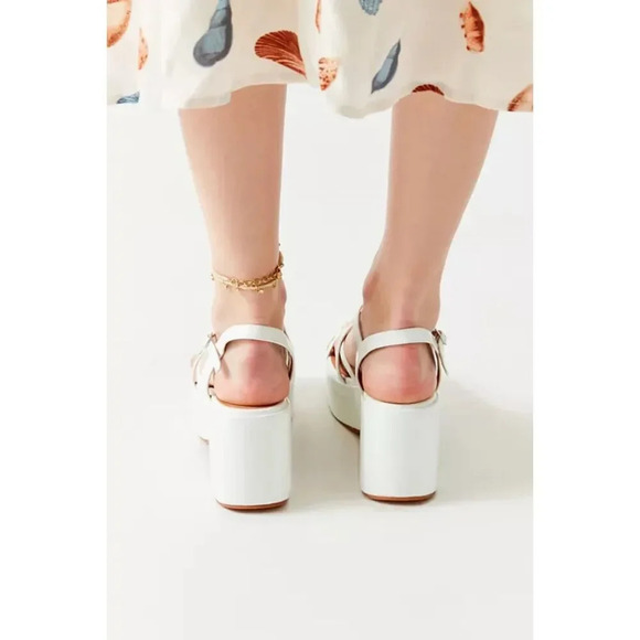 Urban Outfitters Lizzy Strappy Platform Sandal Size 8 - Picture 4 of 8